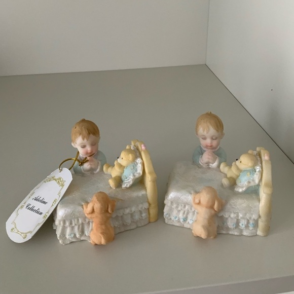 Vintage ADELINE COLLECTION Ceramic Praying Boy & Girl Kneeling Figurines X2 NEW - Picture 1 of 15
